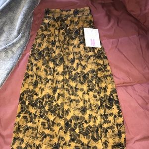 Lula Roe Madison - size M